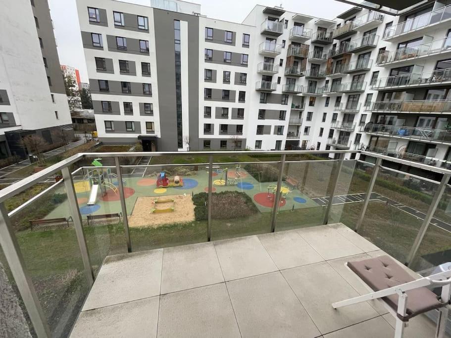 Forum Wola Fine Apartment Варшава Екстериор снимка